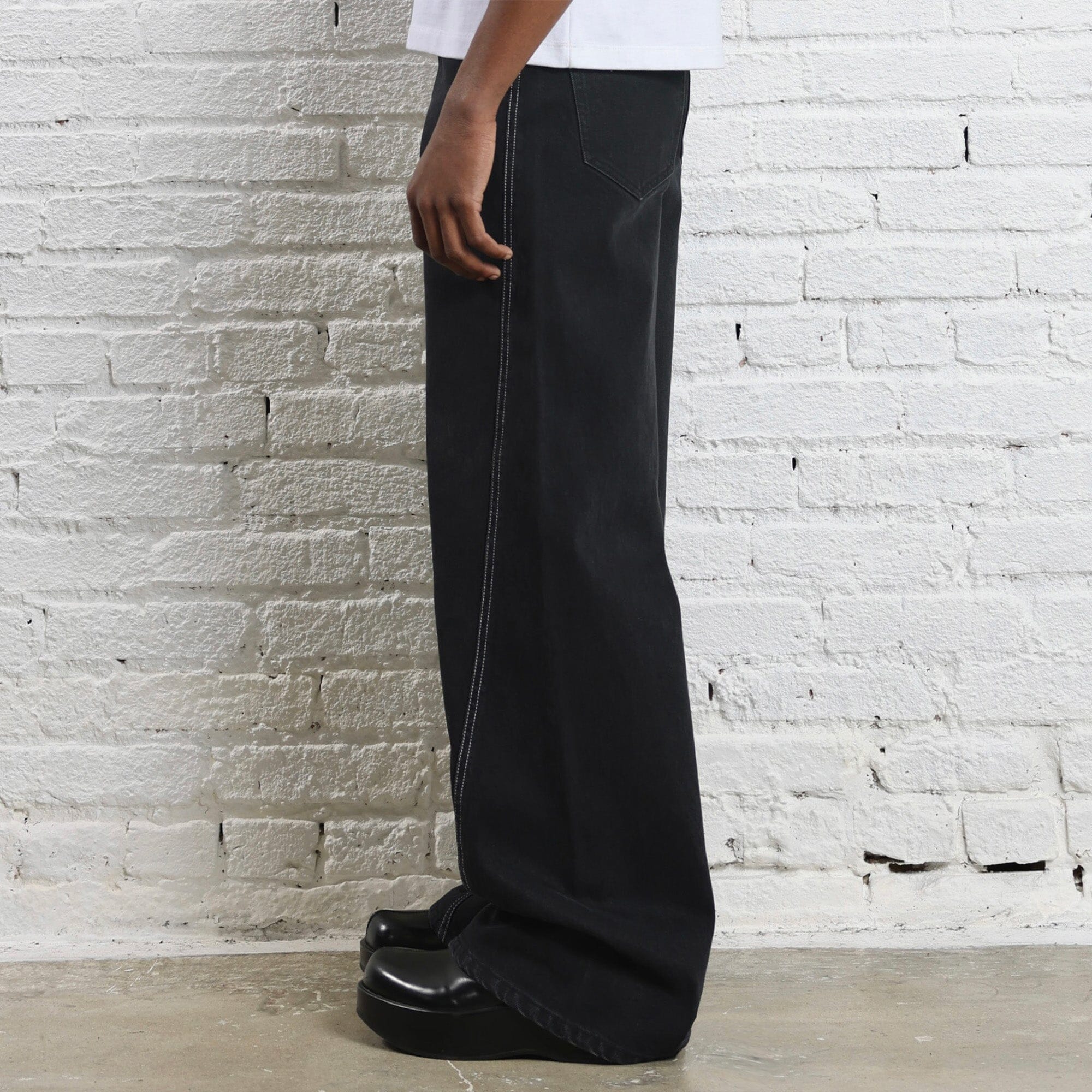 Twisted Tokyo Jeans | Baggy. Wide-Leg - Image 3