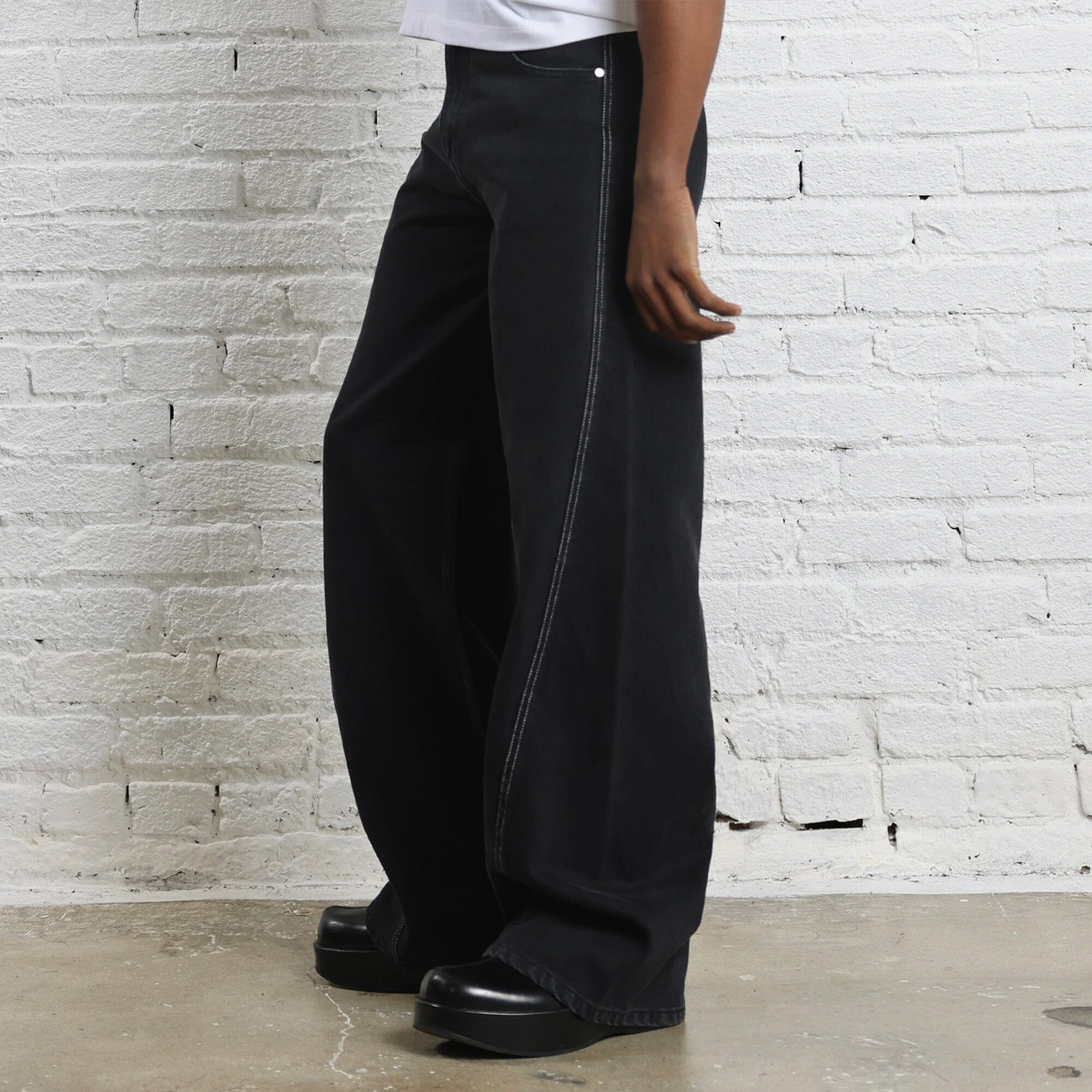 Twisted Tokyo Jeans | Baggy. Wide-Leg - Image 4
