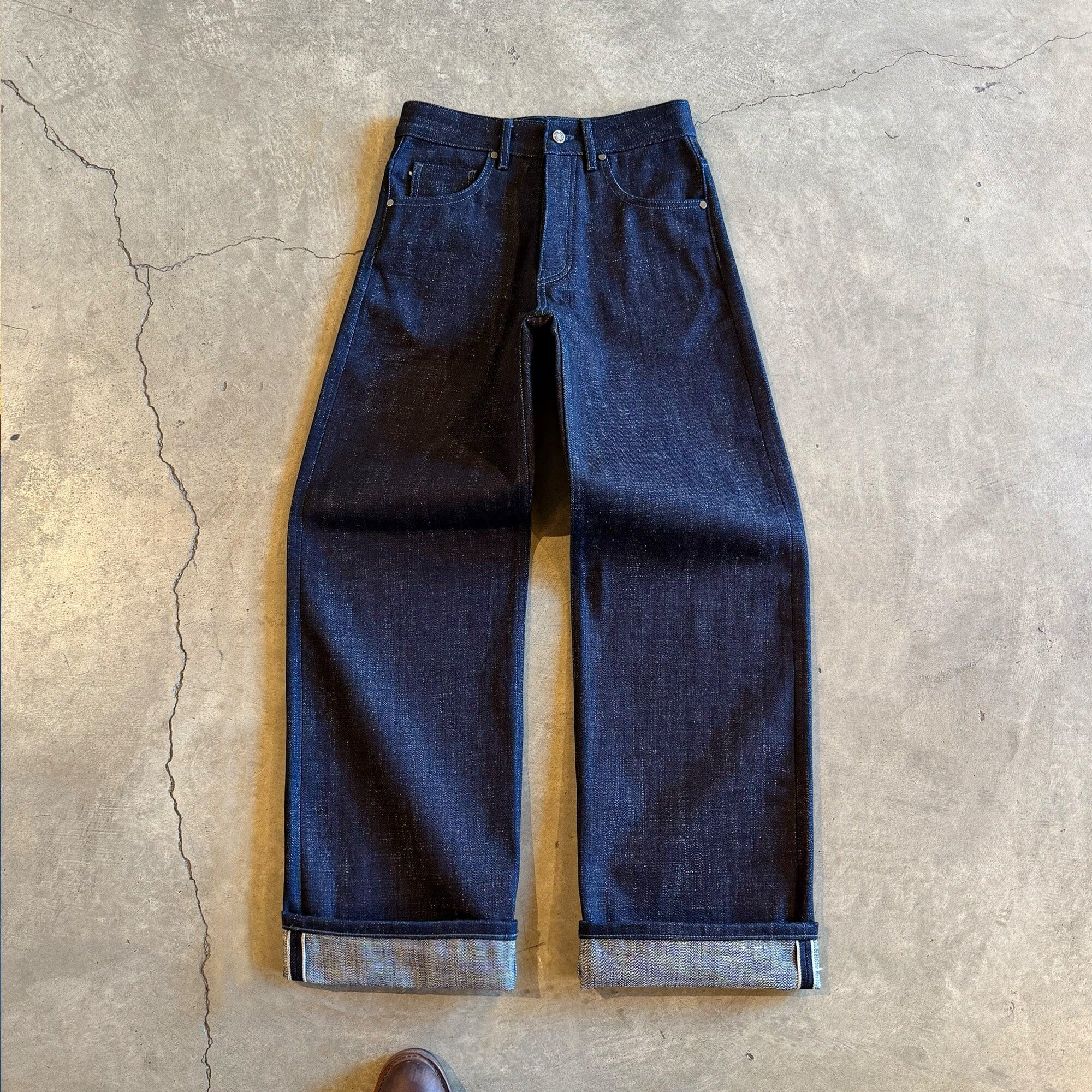 Tokyo Jeans | Straight-Wide | 21oz Selvedge - Image 3