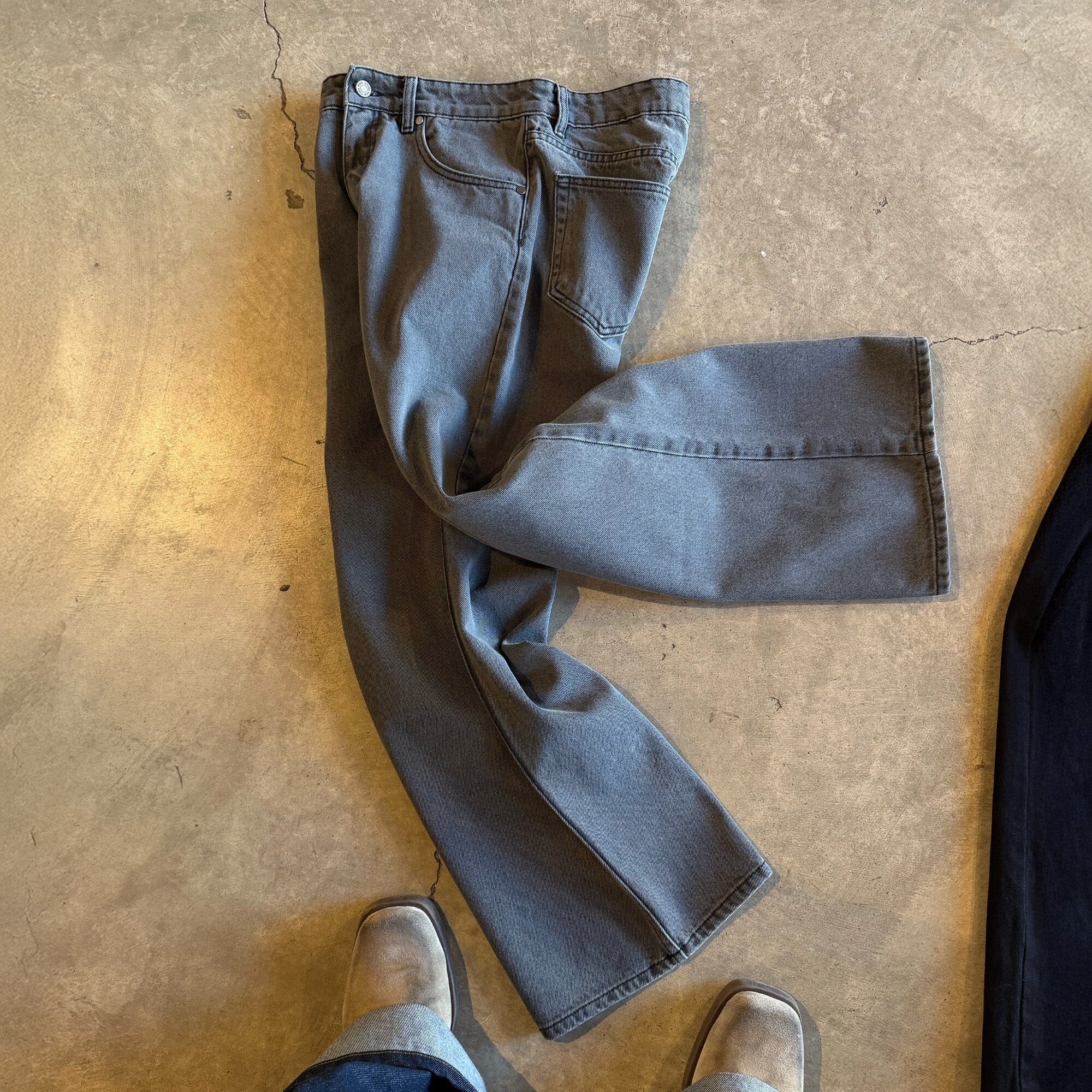 Tokyo Jeans | Straight-Wide Leg - Image 4